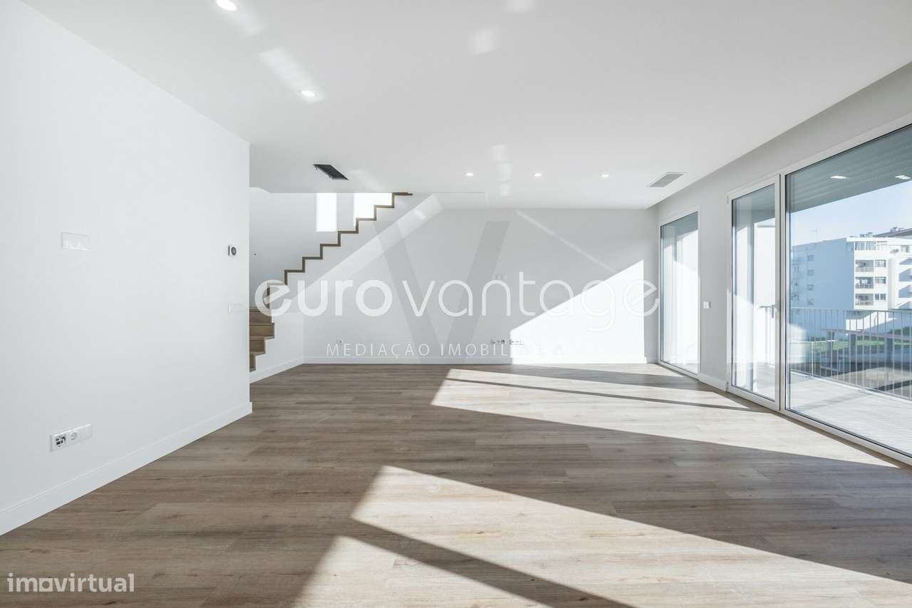 Apartamento T3 Duplex - Grande imagem: 4/34