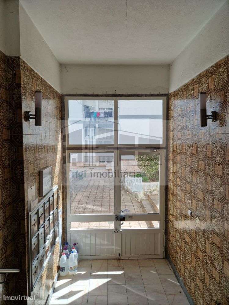 Apartamento T2 Odivelas - Grande imagem: 2/23