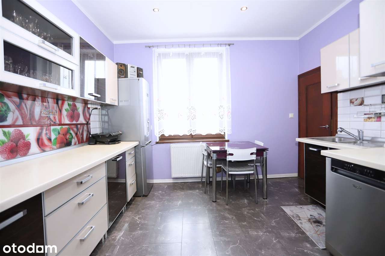 Przestronne trzypokojowe mieszkanie w dogodnej lokalizacji-15