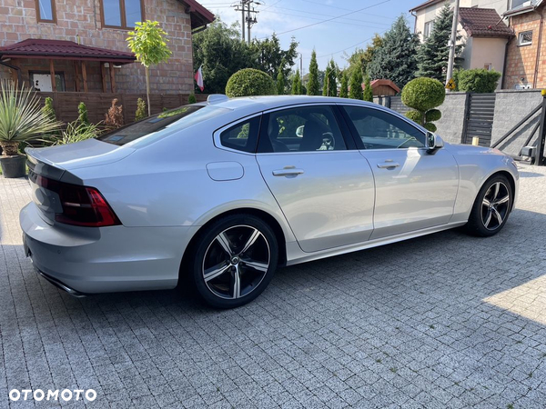 Volvo S90 T5 R-Design - 11