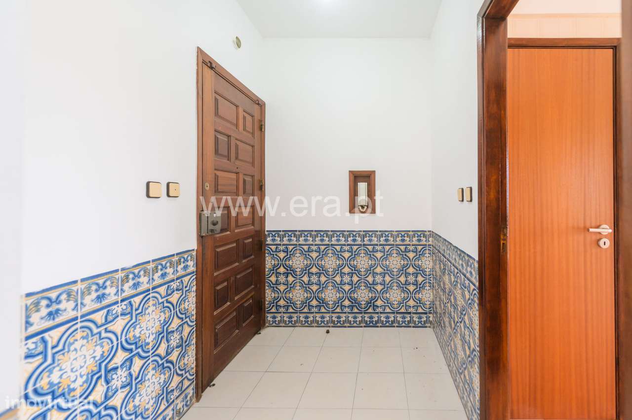 T2 - Jardim do Sol, Odivelas com lugar garagem-26