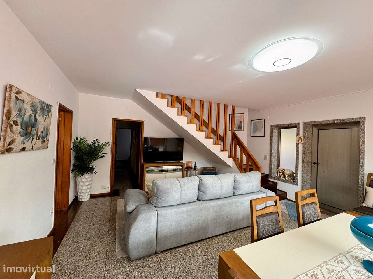 Moradia T4 com jardim e garagem em Vila do Conde-16