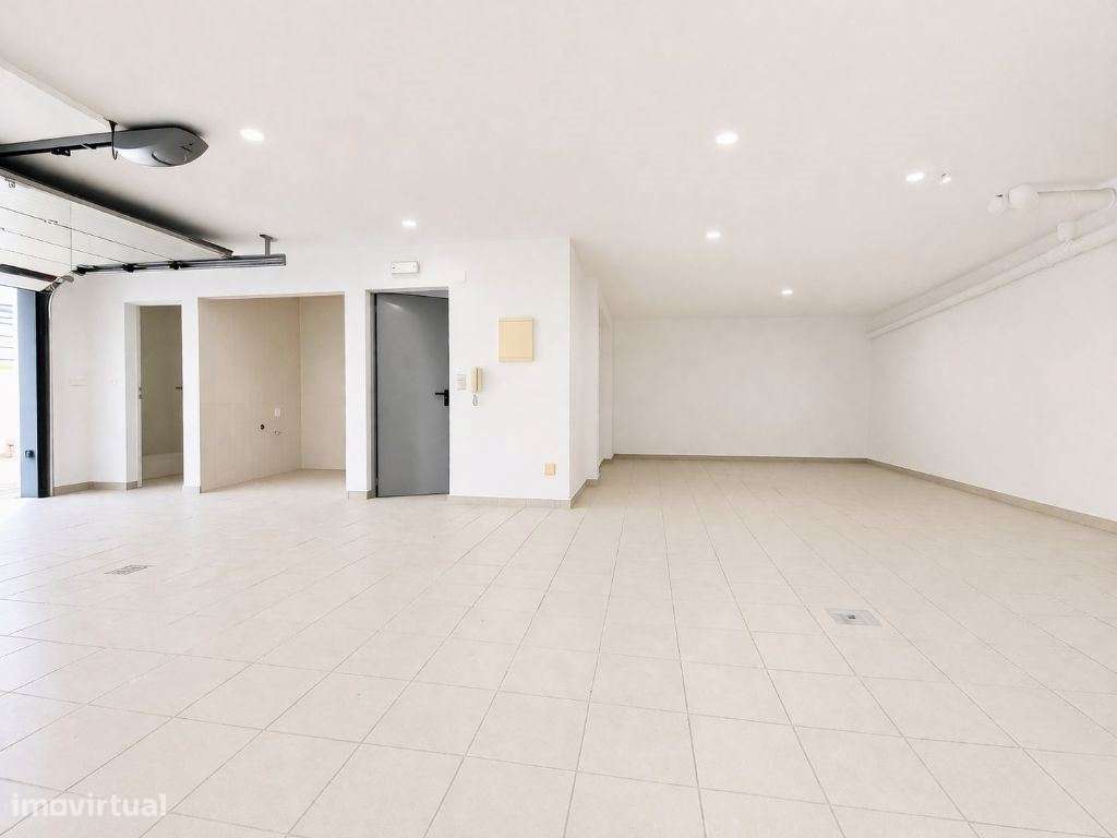 Moradia T5 Moderna no Feijó com 296 m² e Garagem de 100 m²  Confort...-23