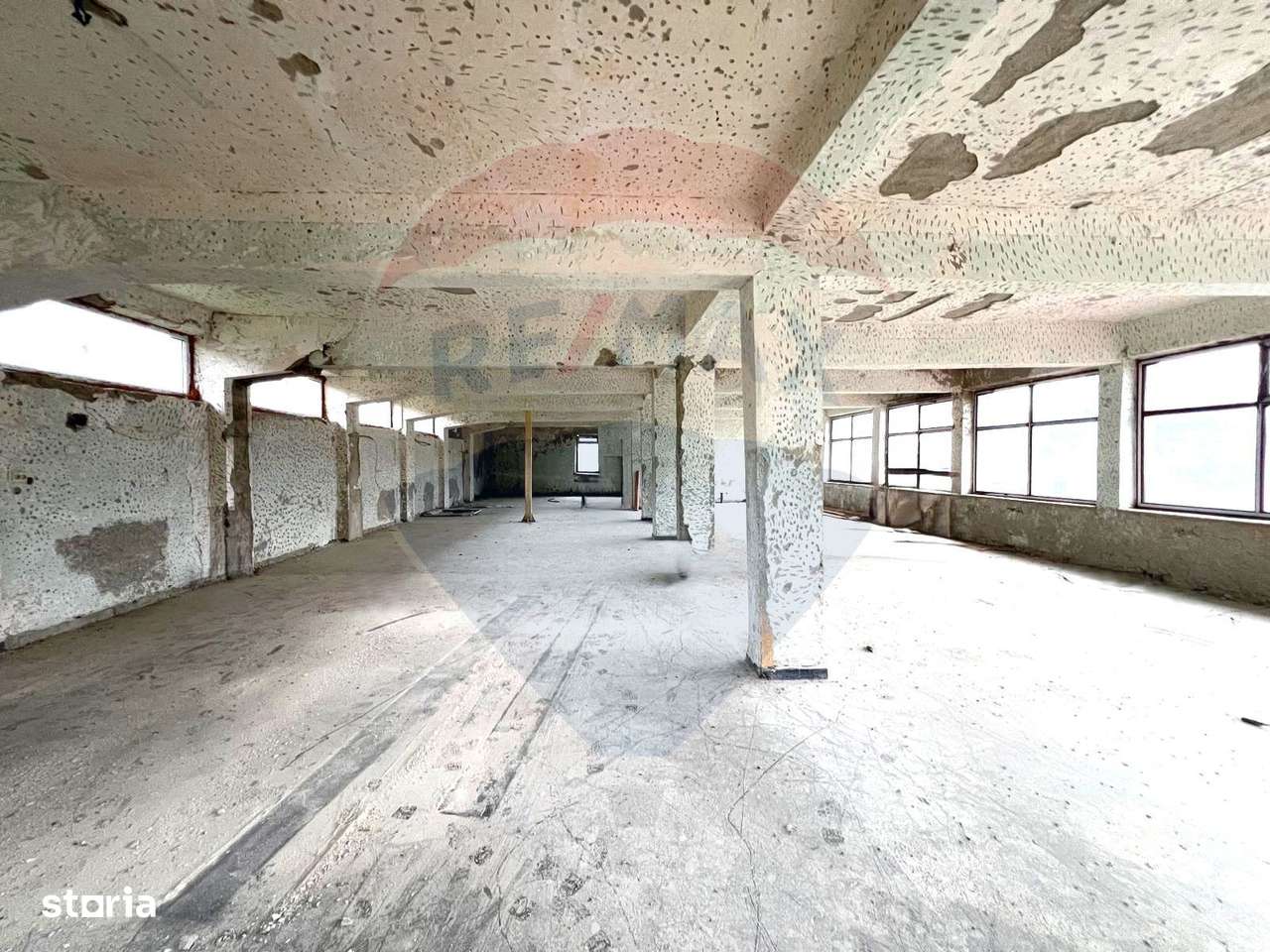 Spațiu comercial de vânzare în comuna RĂCHITOASA, jud Bacău-3