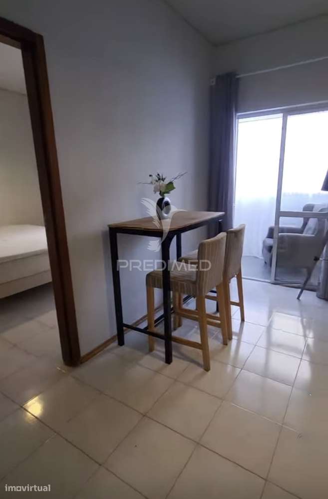 Apartamento T1 com Varanda Fechada junto ao Bonfim – Setúbal-26