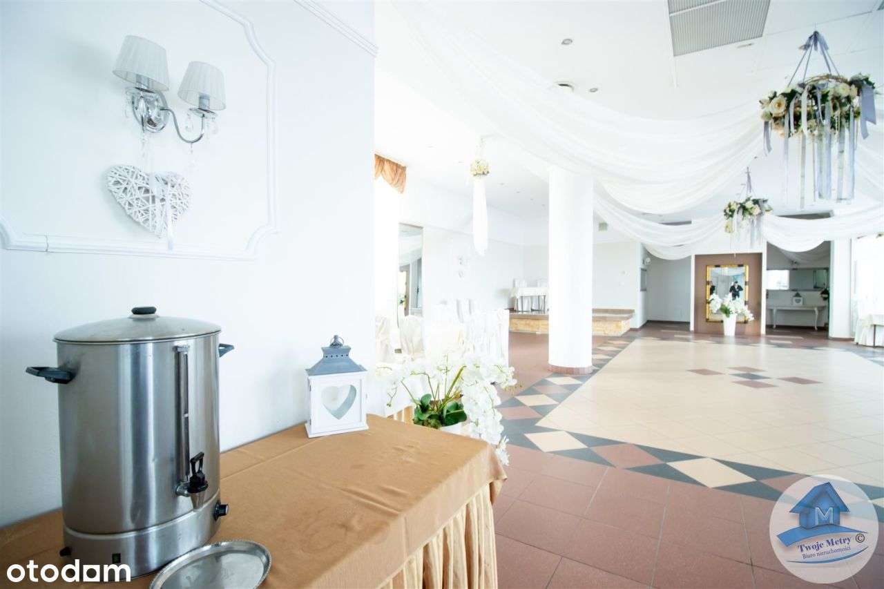 Funkcjonująca restauracja z wachlarzem możliwości!-9