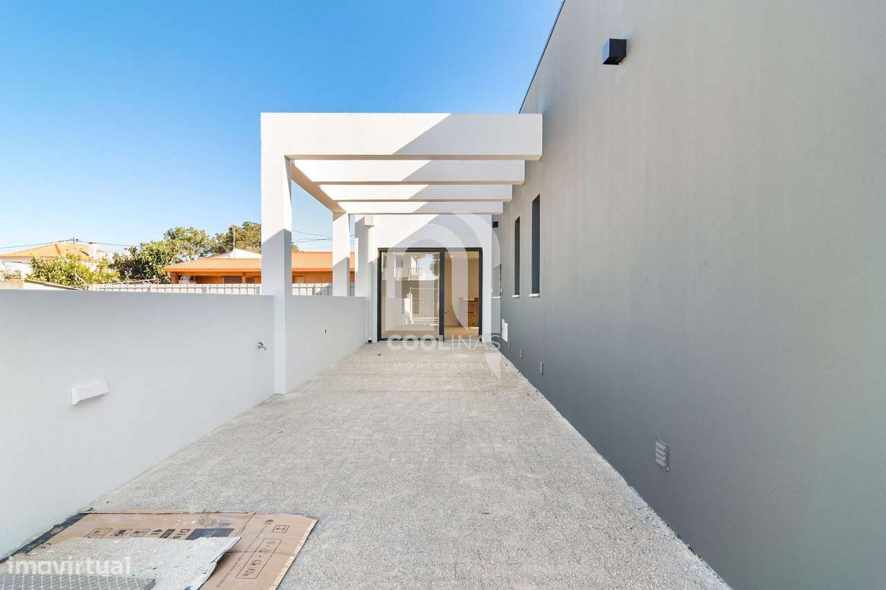 Fantástica Moradia Térrea T3+1 com Piscina de água salgada e aquecida-23