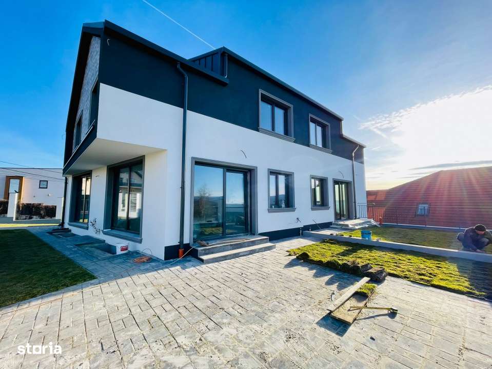 Duplex cu panorama asupra orasului zona Dambul Rotund - Imagine principală: 5/13