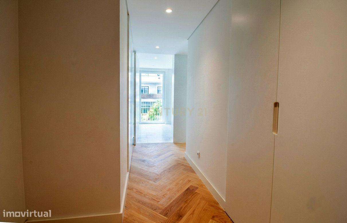 Apartamento T1 com vista de rio Tejo, em Alcântara, Lisboa-7