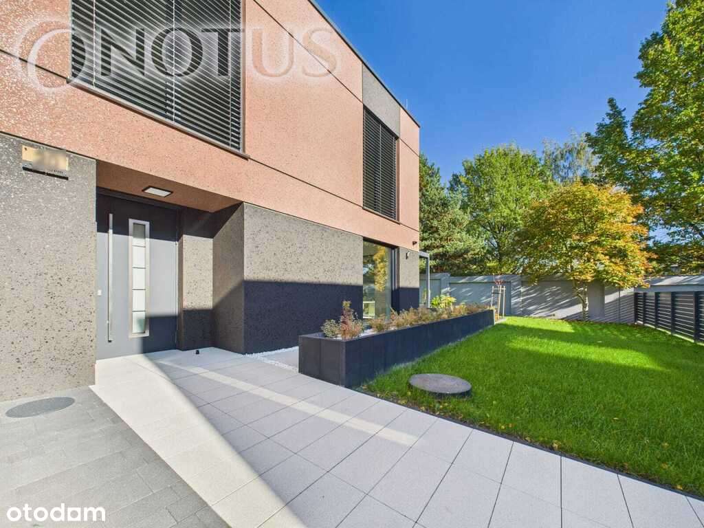 PRZESTRONNY DOM NA SPRZEDAŻ - CZTERY SYPIALNIE - Pełny obrazek: 1/14