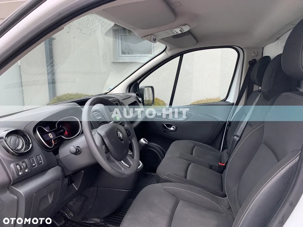 Renault Trafic - 15