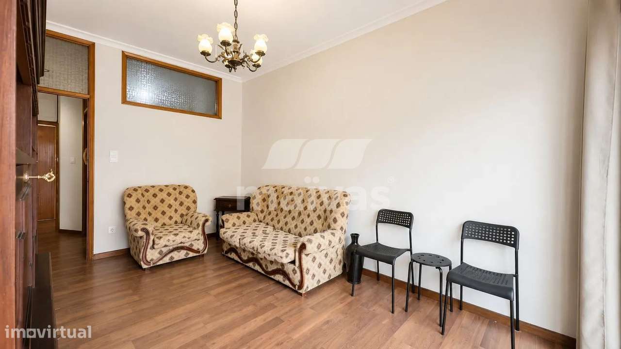Apartamento T1 - Rua Santa Catarina, Porto-4