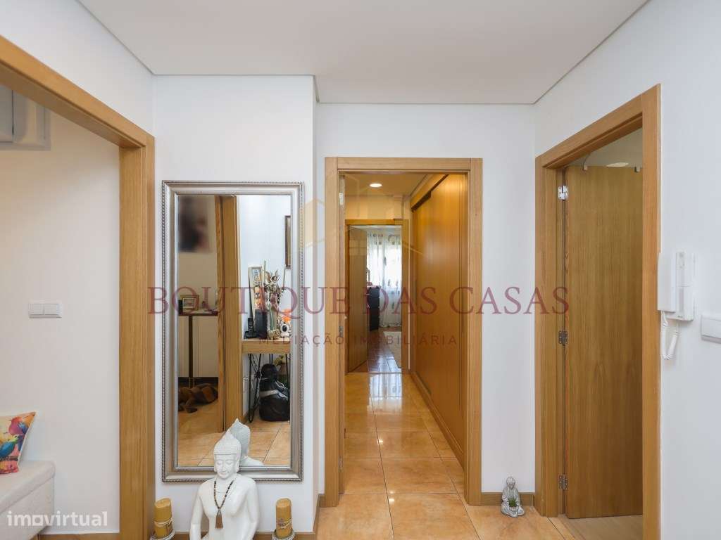 T3 Último Piso com Elevador | Remodelado | 3 Frentes | Muita Luz | ...-26