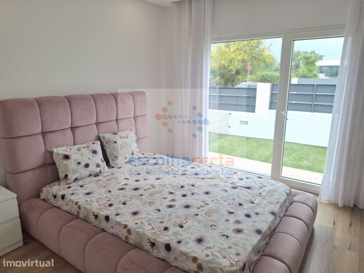 Oportunidade Excelente Moradia Térrea T4 Com Piscina de agua salgada-21