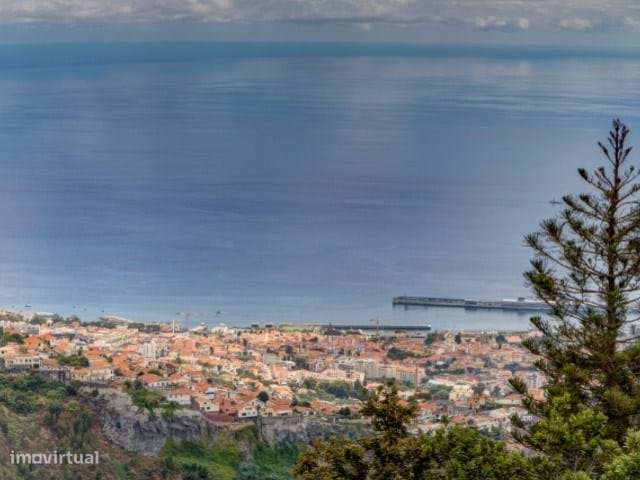 Quinta de Luxo com Duas Moradias e Vista Mar – Um Refúgio Exclusivo no-42