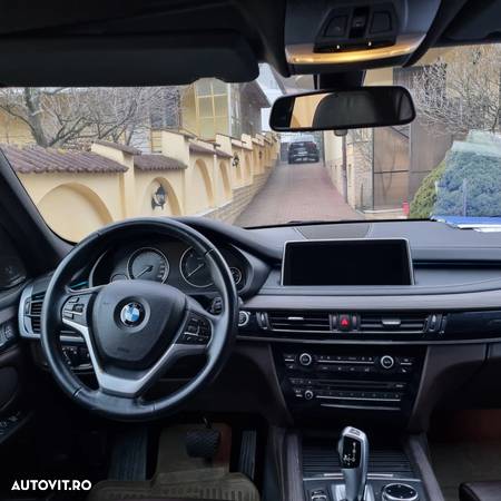 BMW X5 xDrive30d - 12