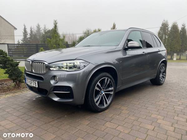 BMW X5 M M50d - 11