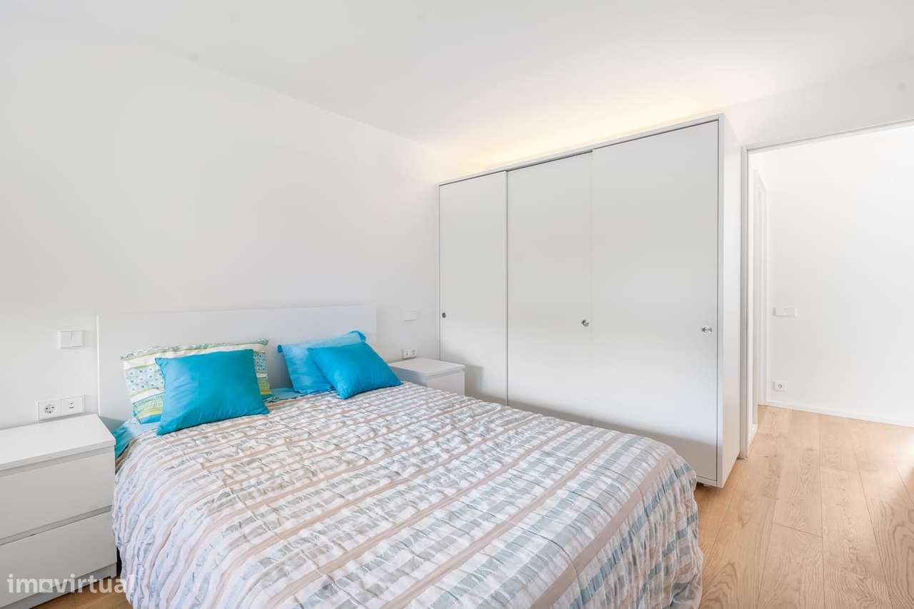 Apartamento T1 + 1 com vista, Campo Pequeno, Lisboa-5