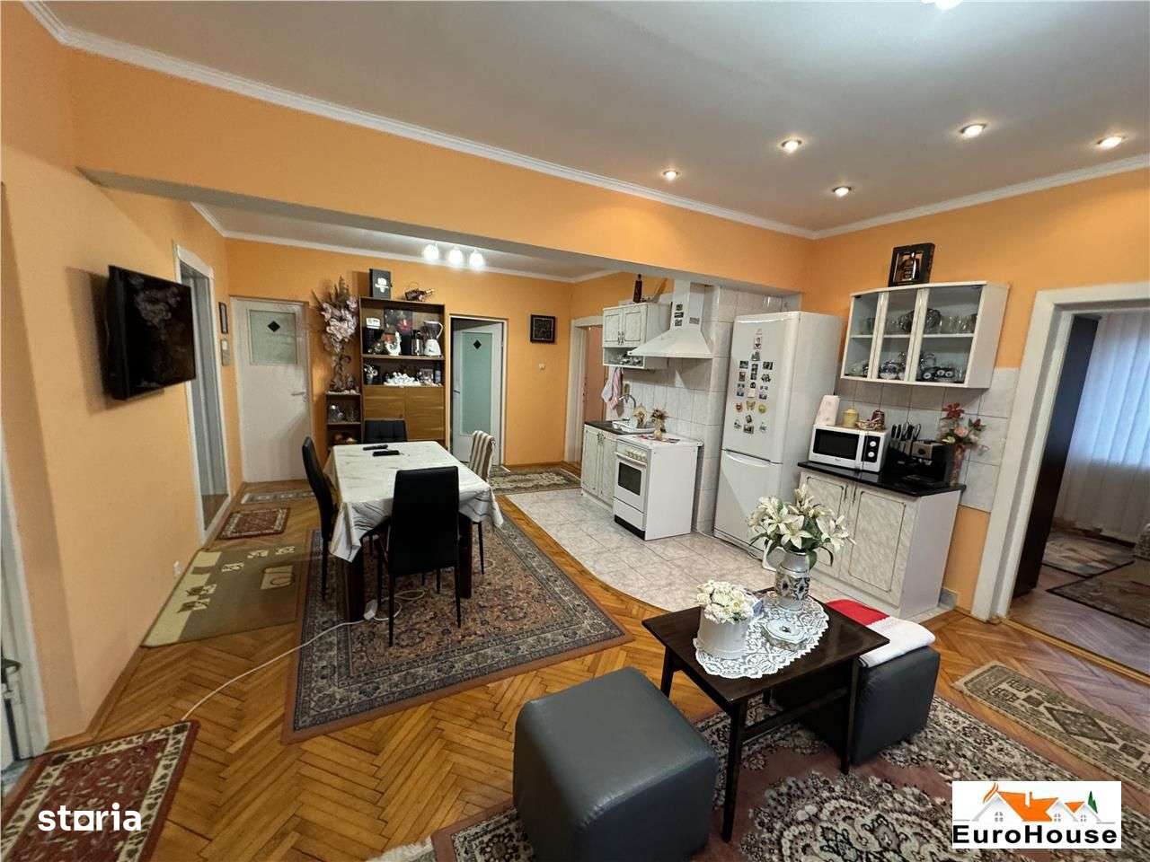 Casa de vanzare in Alba Iulia zona Centru - Imagine principală: 4/16