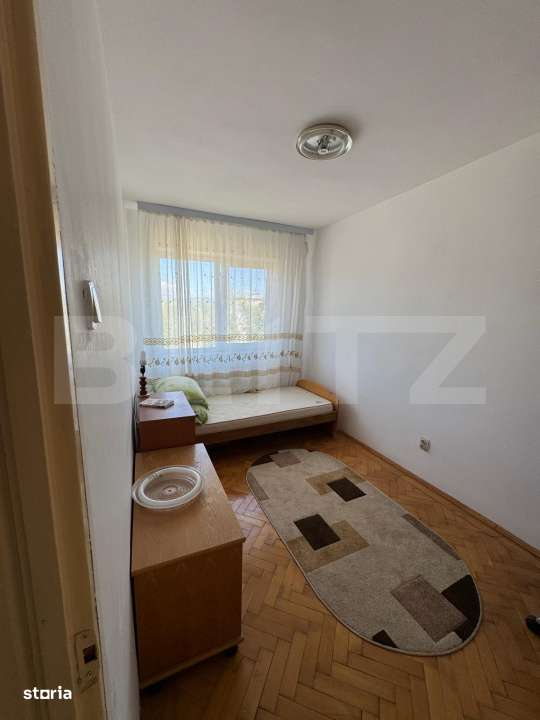 Apartament luminos cu 3 camere Moreni - Imagine principală: 5/15