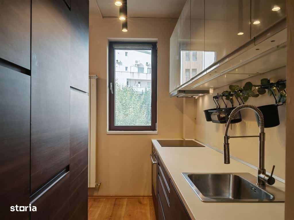 Apartament renovat integral cu 3 camere Herastrau-4