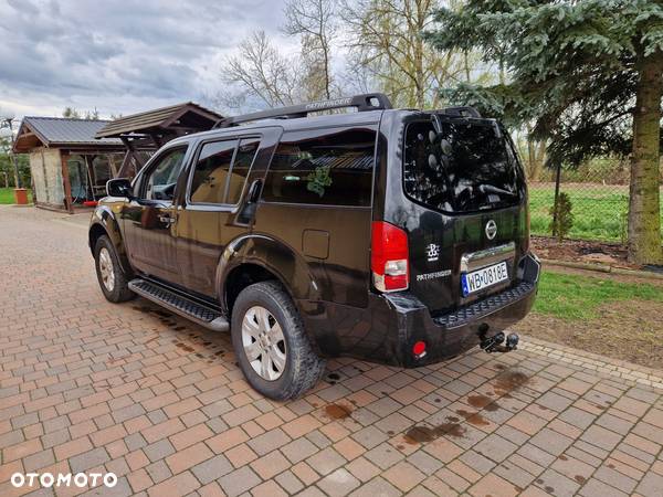 Nissan Pathfinder 2.5 DCi Elegance / LE - 7