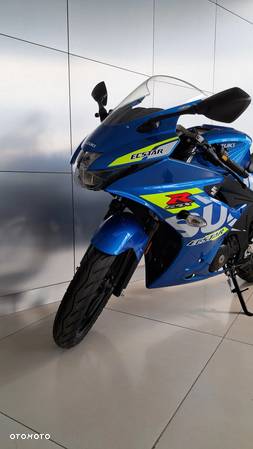 Suzuki GSX-R - 3