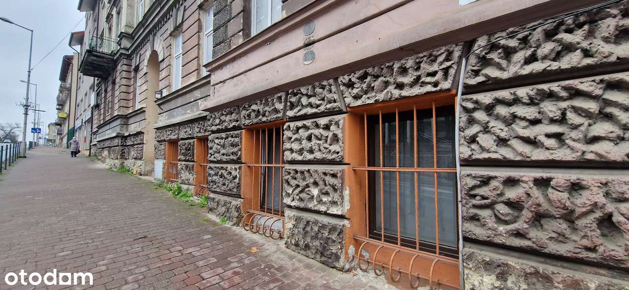 Kamienica w CENTRUM Tarnowa z oknami na Tarnowski Teatr!-7
