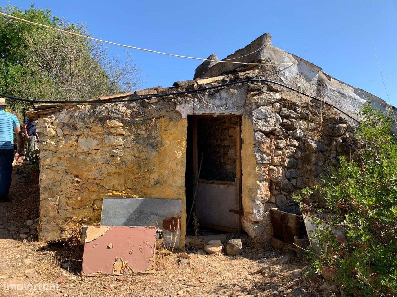 Terreno Urbano, com 3 artigos, Colmeal-55