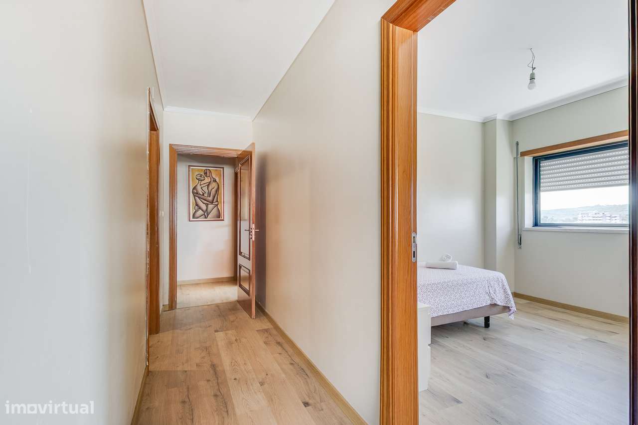 T3 nas Laranjeiras com Parqueamento e Arrecadação-15