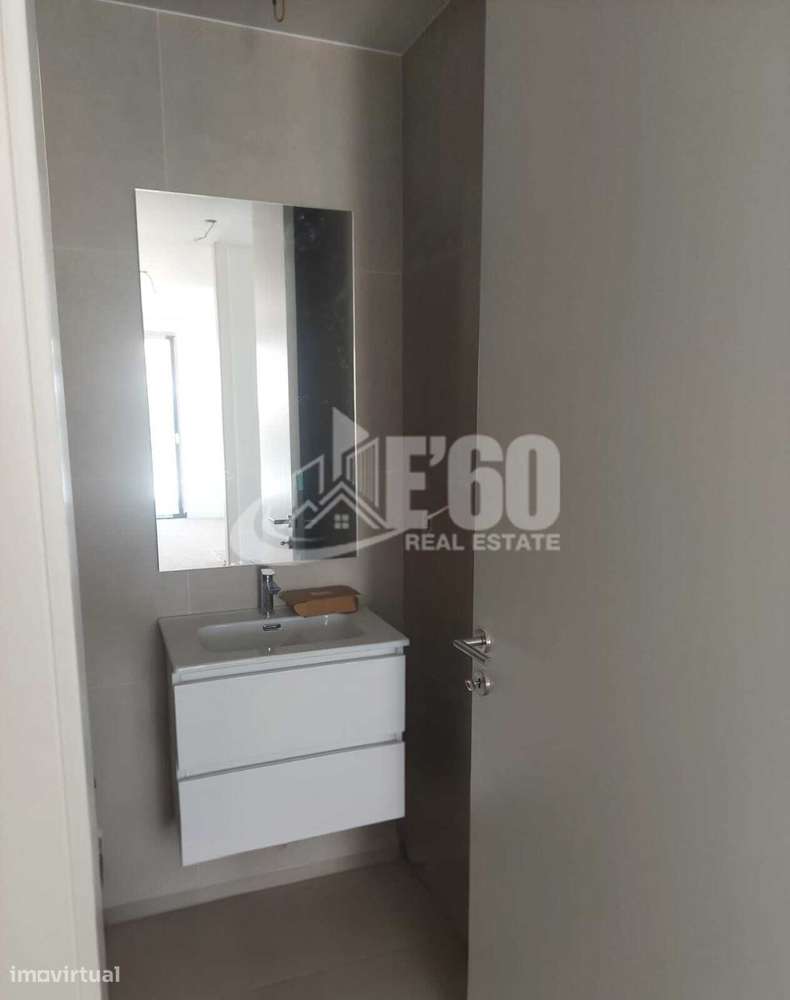 T2 COM TERRAÇO SÃO FÉLIX DA MARINHA-25