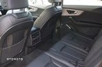 Audi Q7 - 11