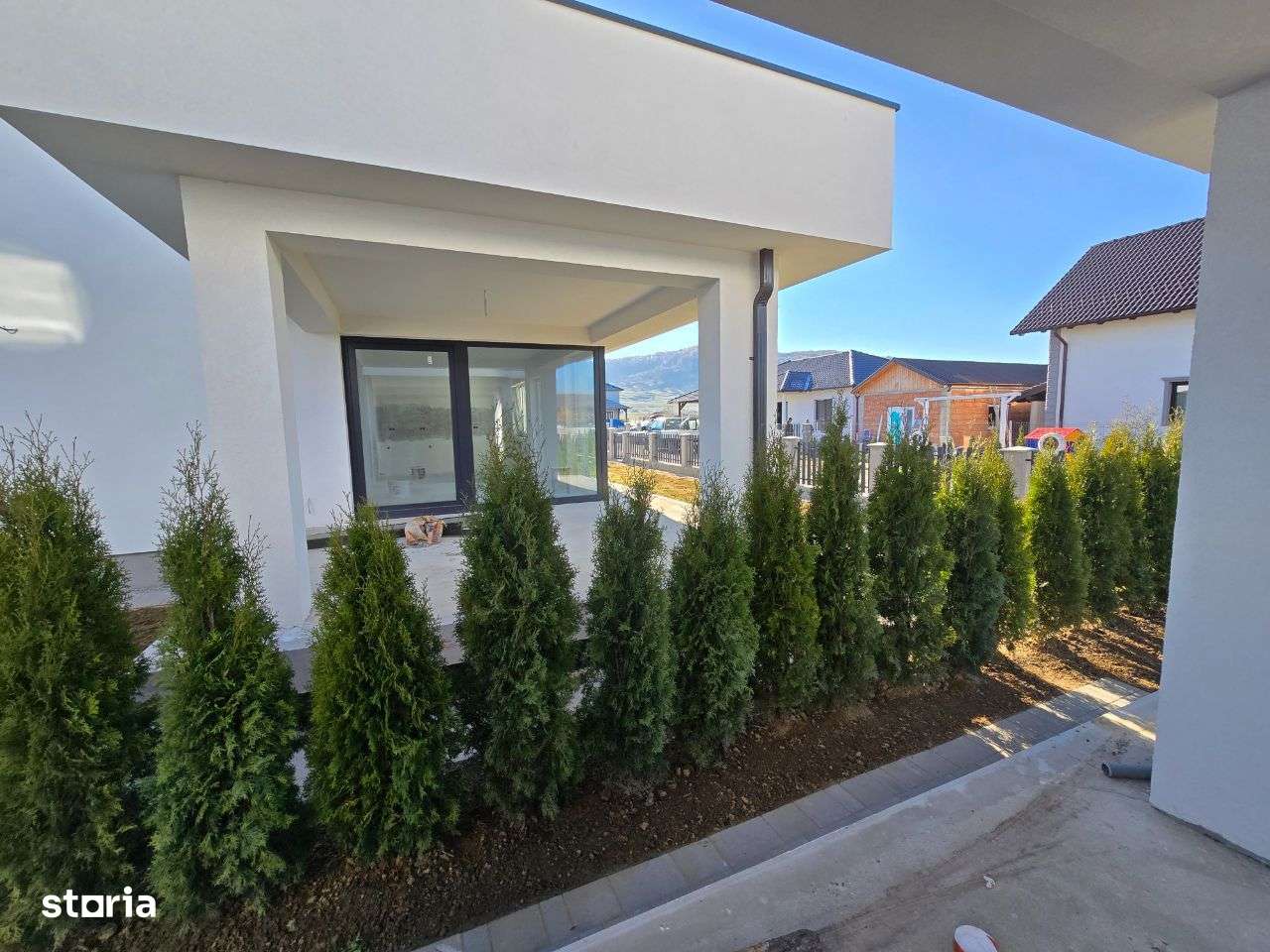 Casa zona Teraplast Arena - Imagine principală: 5/5