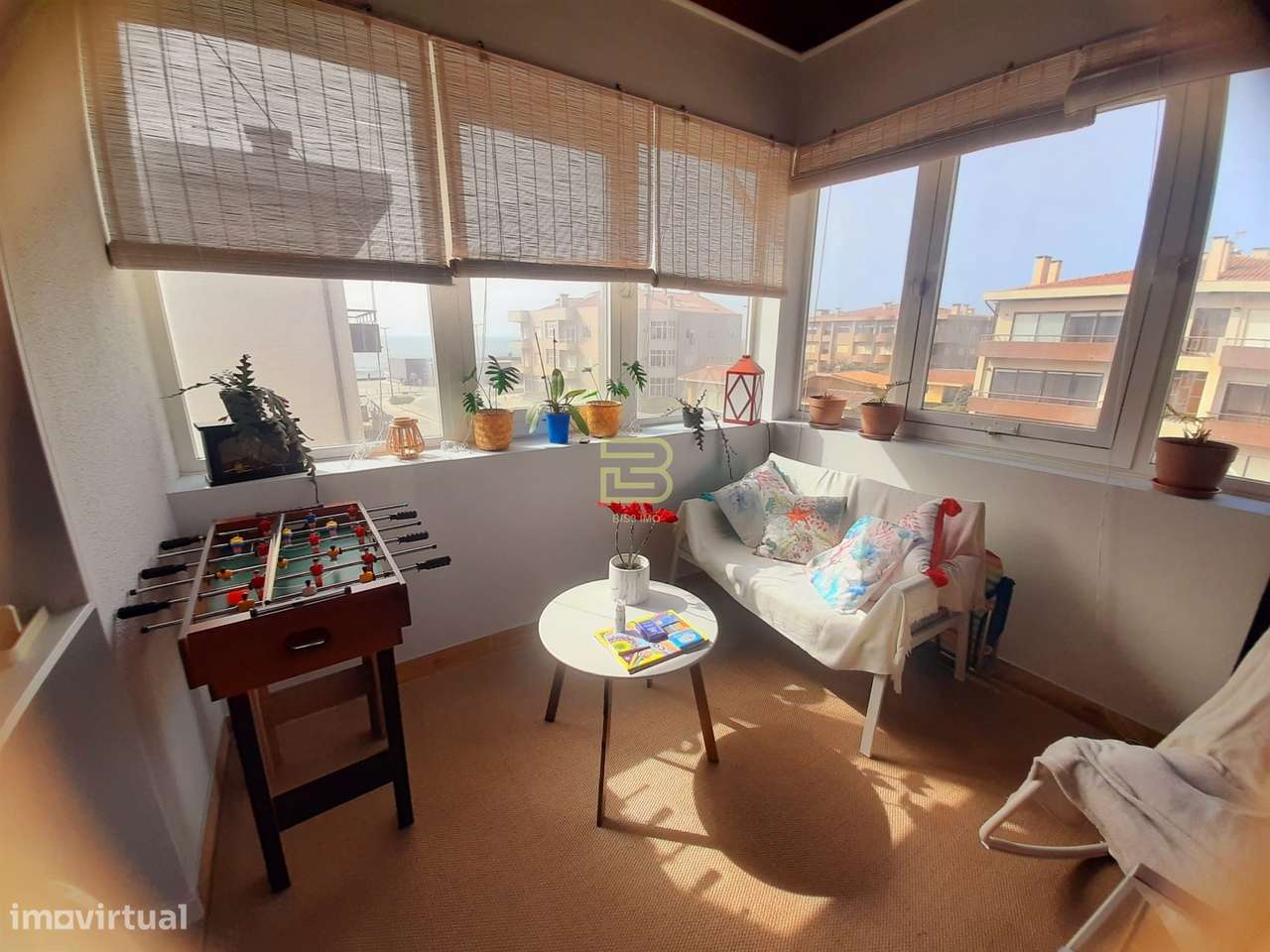 Apartamento T4 em Primeira Linha de Mar | Vista Frontal e Permanente e-8