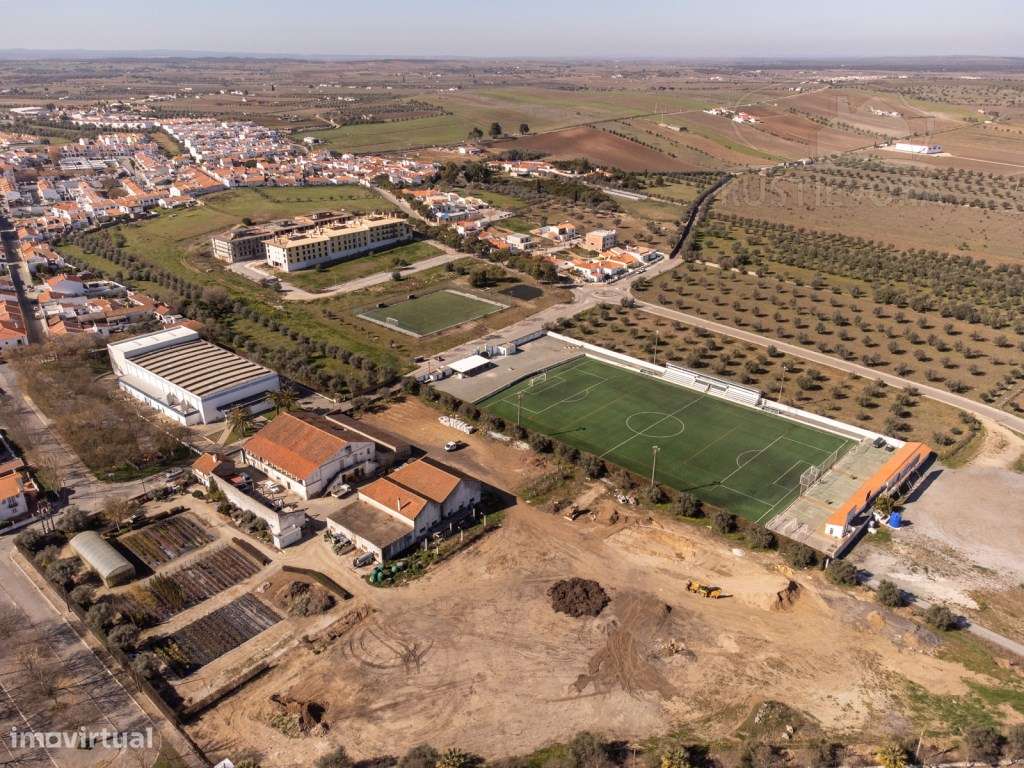 Negociável | Terreno Urbano em Reguengos de Monsaraz-17