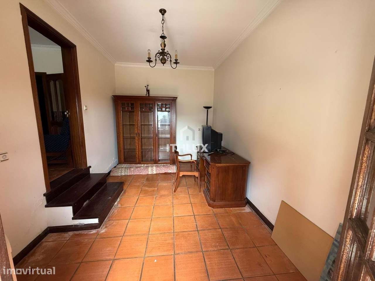 Moradia T5 com jardim espetacular em Esposende-9