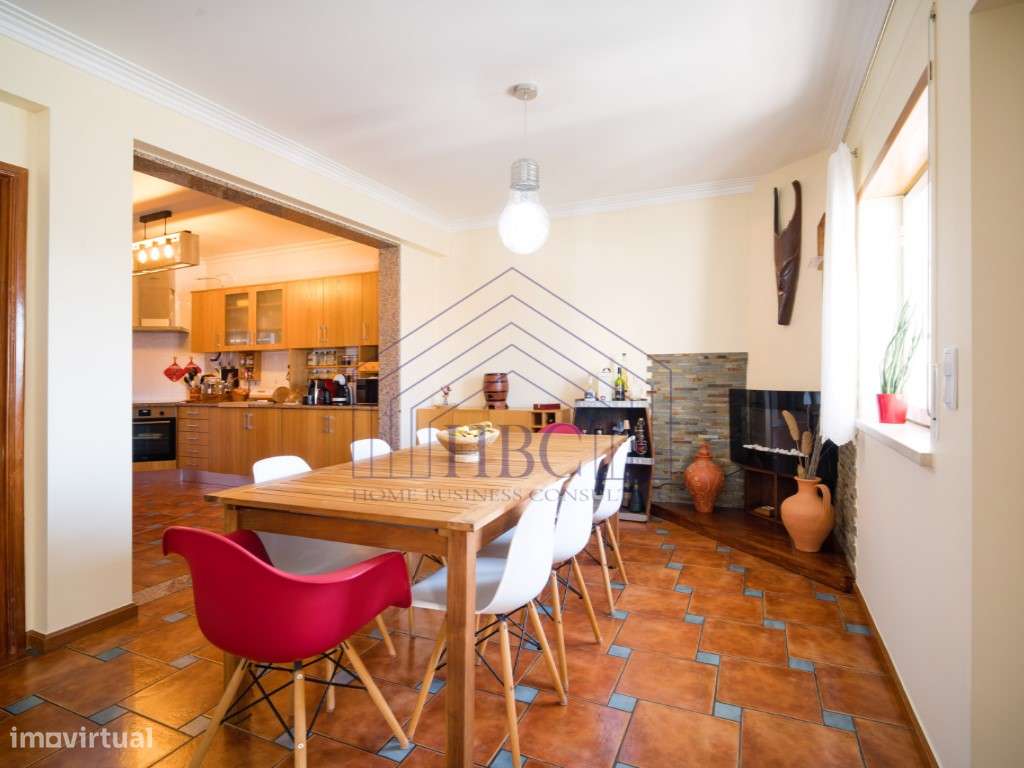 Moradia T3 em banda a 3 minutos da Praia da Areia Branca - Seixal d... - Grande imagem: 4/60