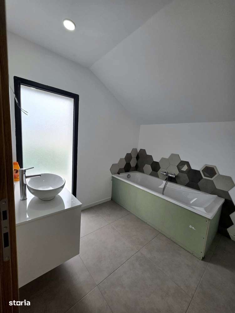 De vanzare casa noua cu mansarda, din caramida, mobilata și utilata-8