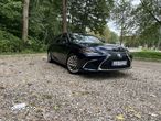 Lexus ES - 1