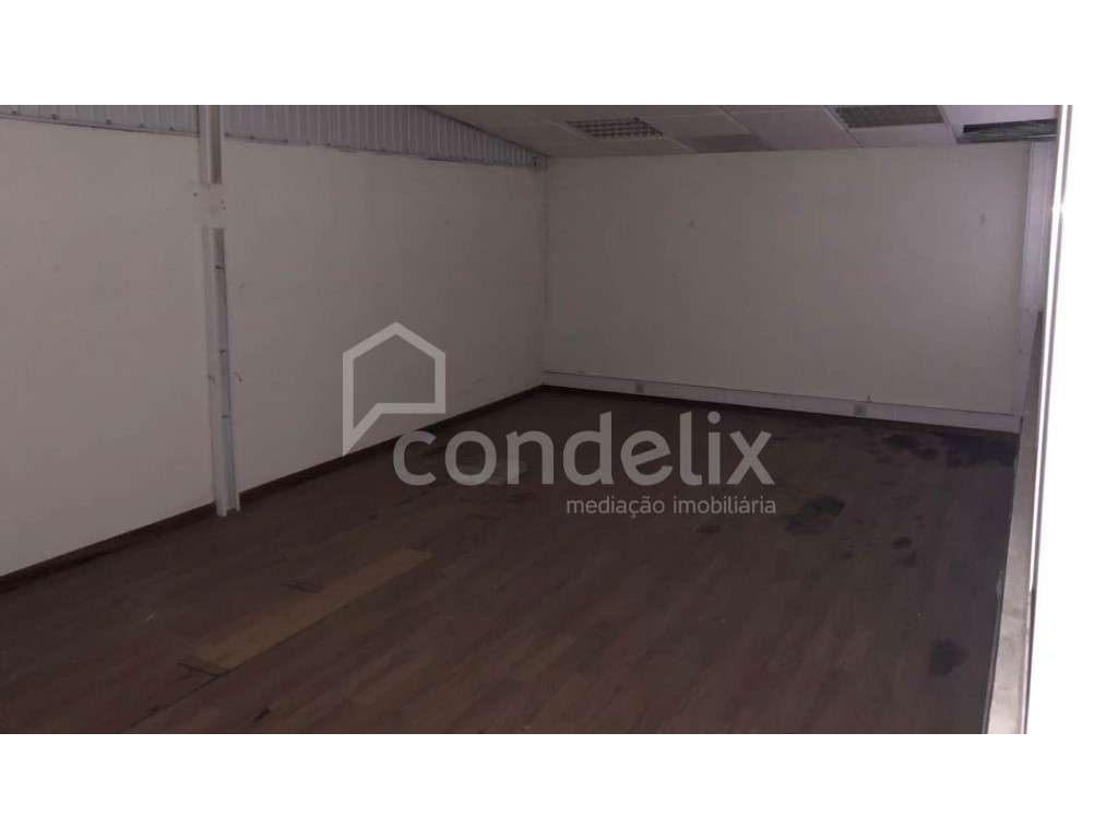 Armazém para venda em Silvares, Lousada - Grande imagem: 4/12