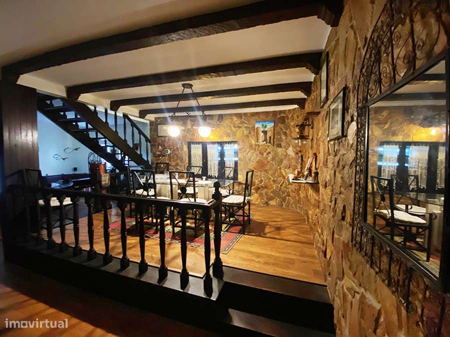 Grande moradia T5+1, piscina, jardim, garagem, sótão e anexo, Peniche - Grande imagem: 5/18