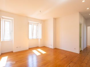 Apartamento T3, inserido em Moradia em São Pedro do Estoril. - Grande imagem: 4/15