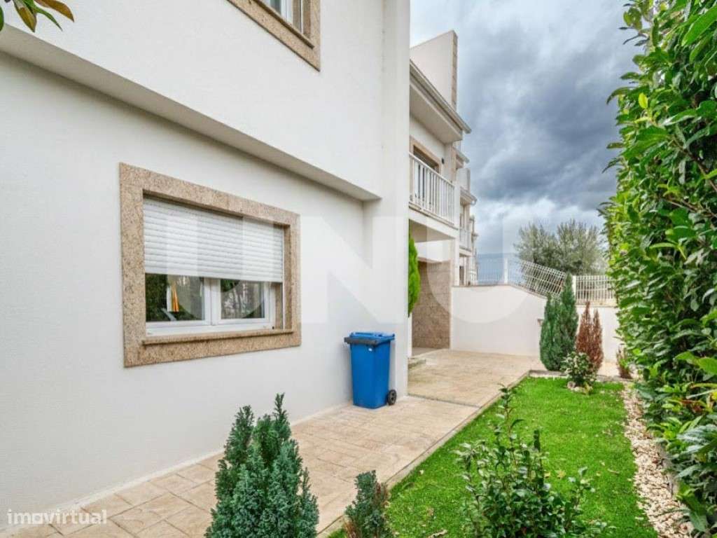 Moradia de Excelência com Jardim e Terraço a 10 minutos do centro d...-36