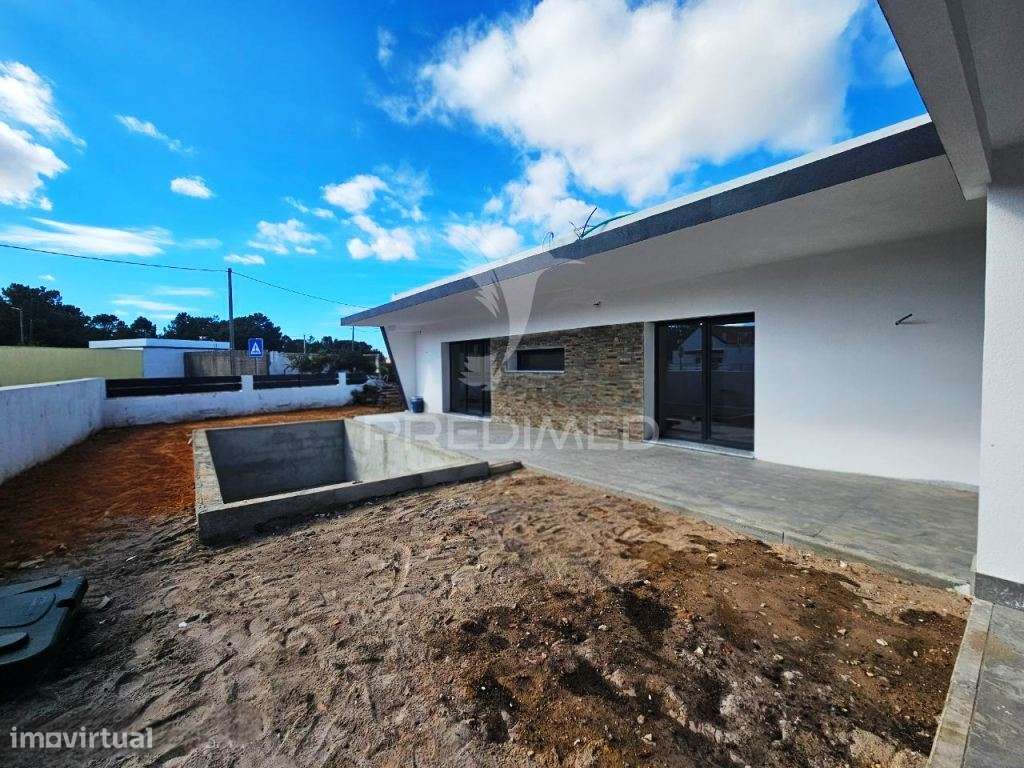 Moradia Isolada T3, c/Piscina e Box, Qta. Marquesa - Q. Anjo - Grande imagem: 3/37