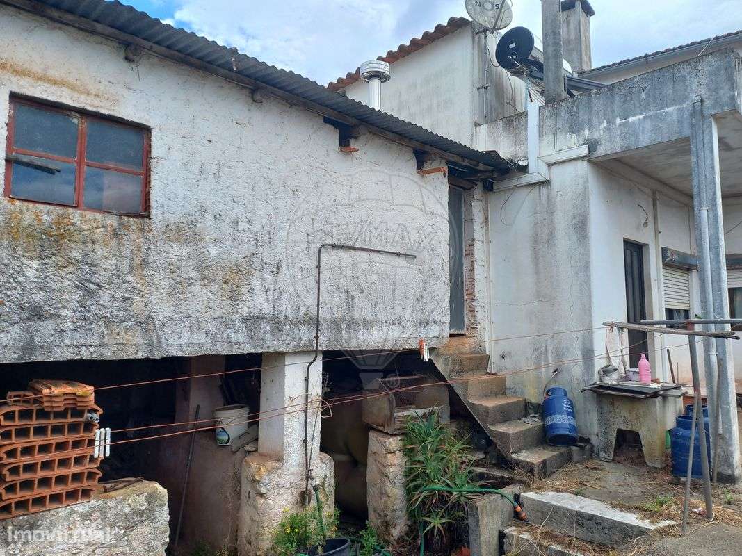 Moradia T3 para venda-23