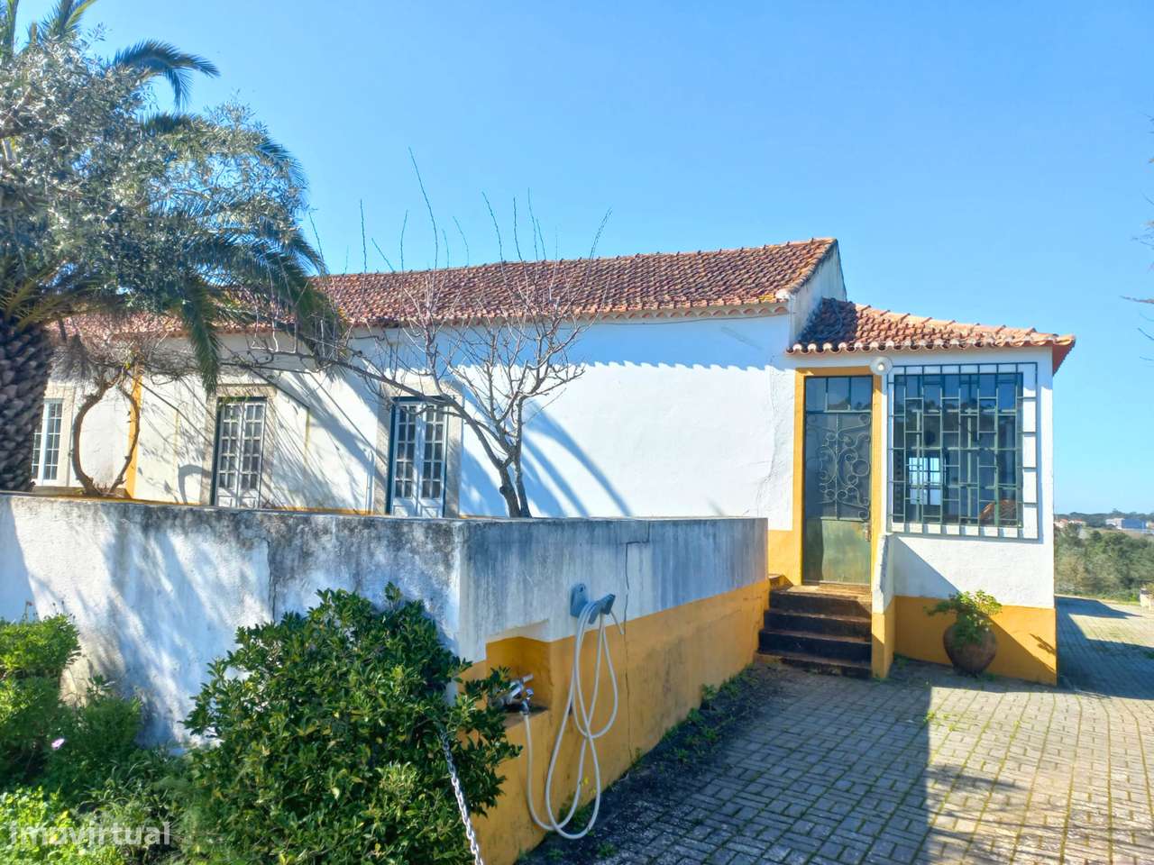 Moradia T3 para renovação com terreno - Grande imagem: 2/10