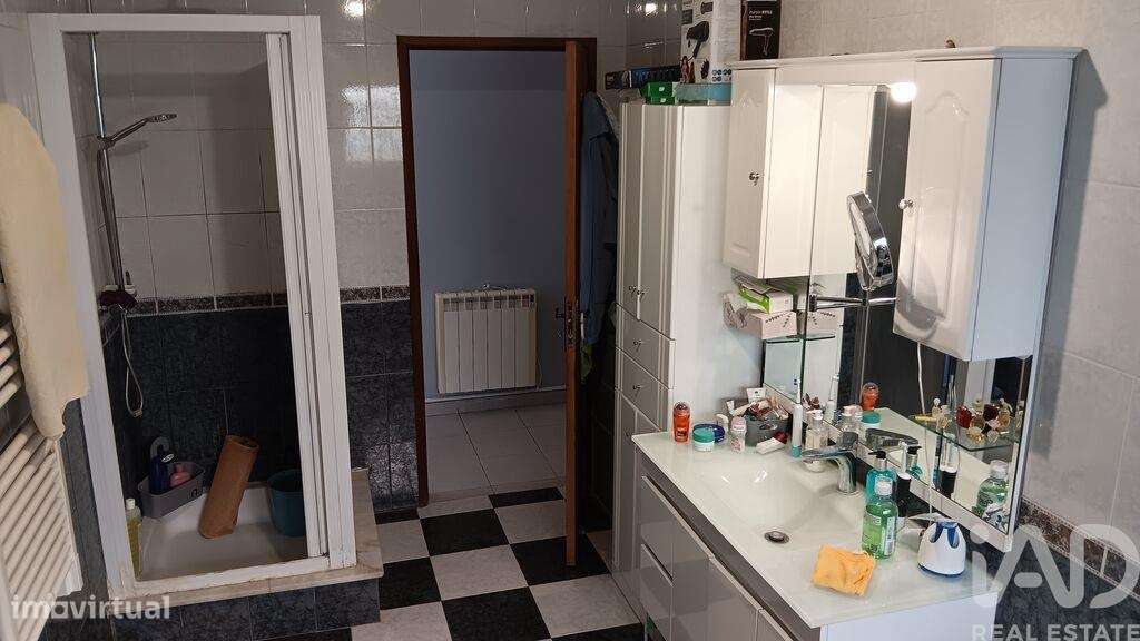 Casa / Villa T4 em Ferreira-a-Nova de 440,00 m2 - Grande imagem: 5/26
