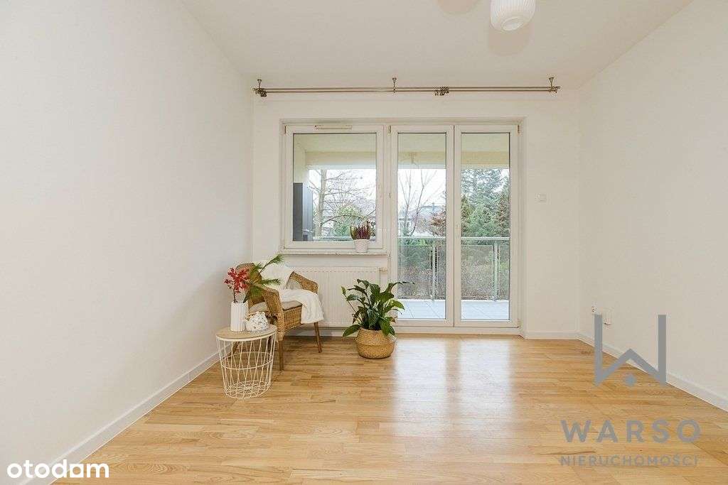 3 pokoje, loggia 16 mkw, garaż podziemny.-1