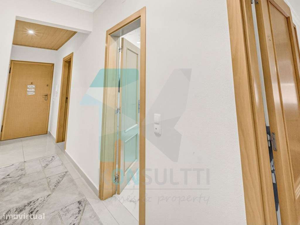 Apartamento T3 com varanda junto à Marina - Lagos-17