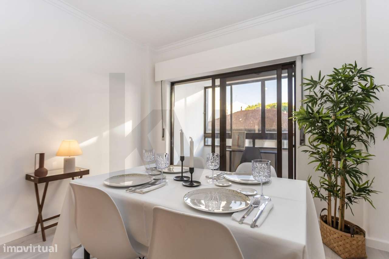 Apartamento T2 na Rua da Liberdade em Almada-4